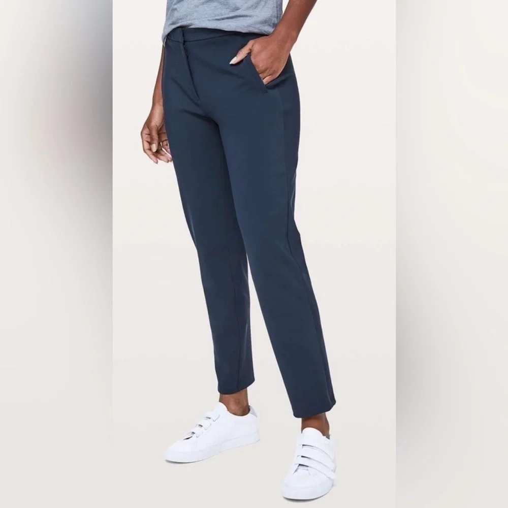 Lululemon On The Move Pant 28”